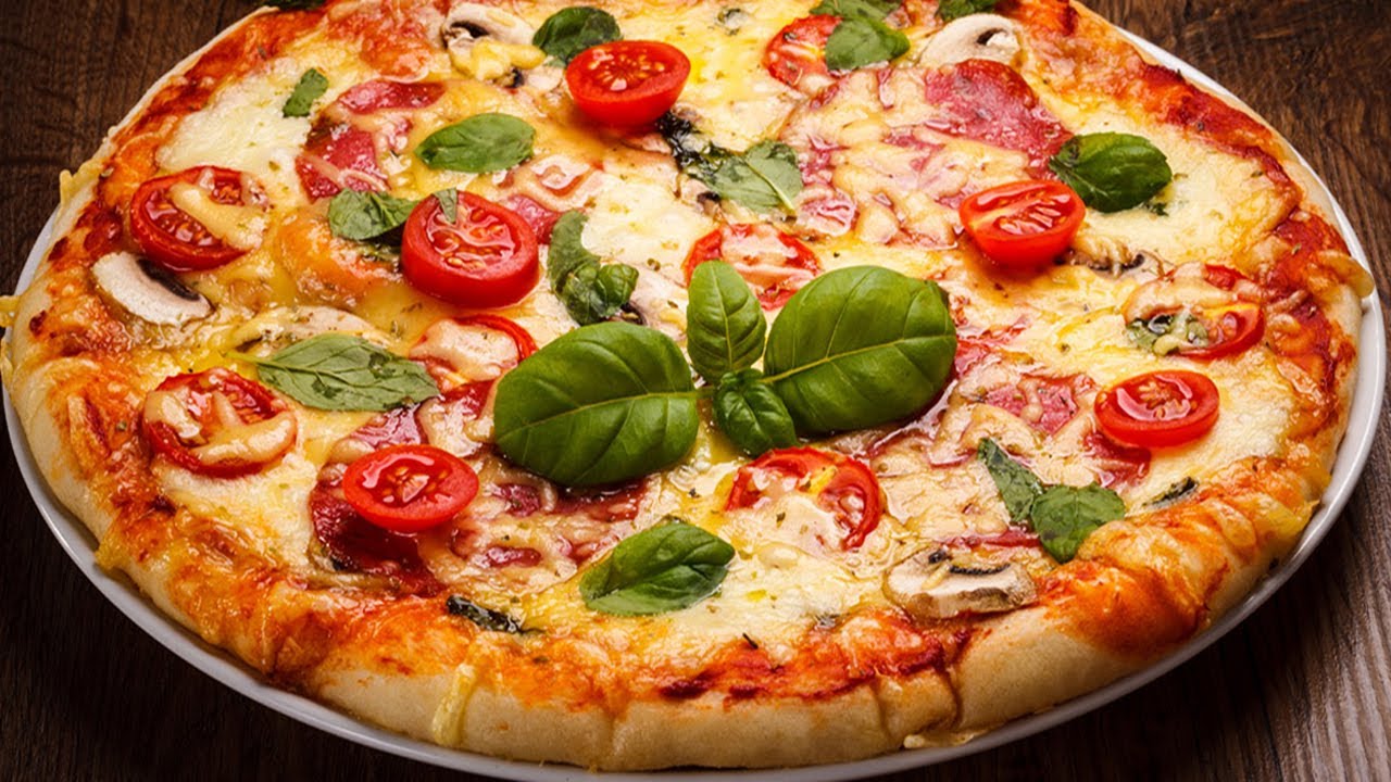الان طريقة عمل البيتزا بأبسط المكونات وأسهل الطرق