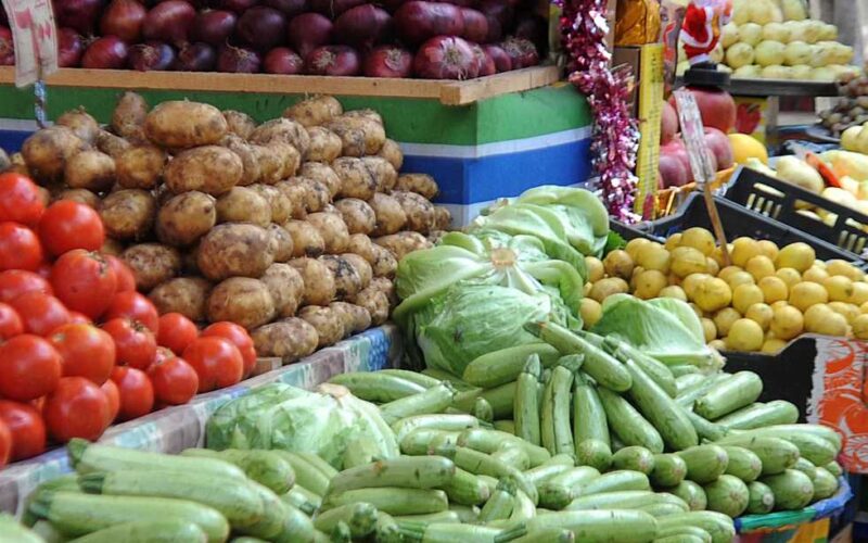 جدول أسعار الخضروات في سوق العبور اليوم السبت الموافق 27 ابريل 2024 للمستهلك وتجار التجزئة