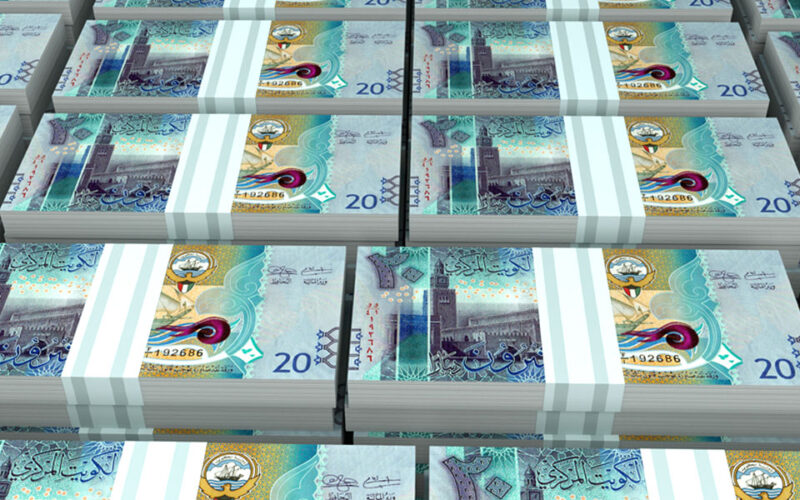 الآن سعر الدينار الكويتي اليوم الأربعاء 24 أبريل 2024 في السوق السوداء والبنوك المصرية