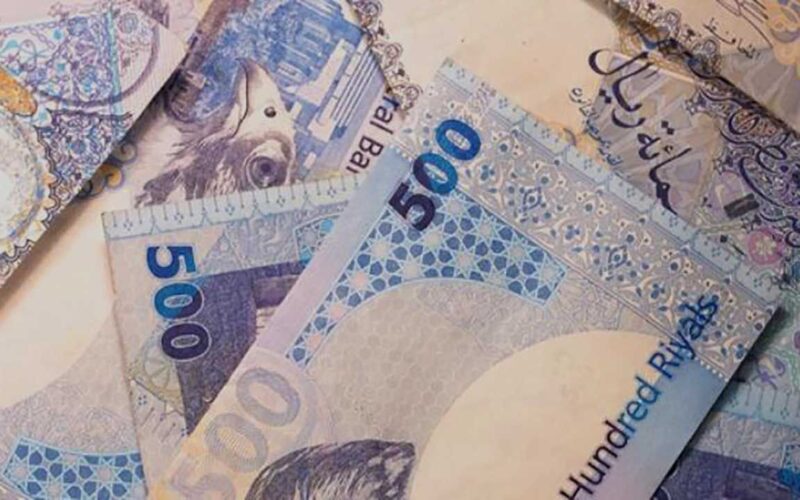 سعر الريال العمانى اليوم الاثنين 15 ابريل 2024 فى السوق السوداء وجميع البنوك المصريه