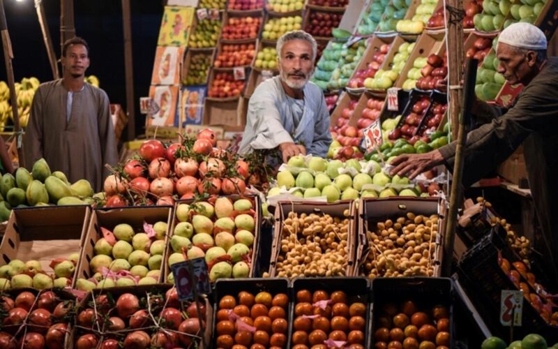 “رمان وجوافة وعنب” اسعار الفاكهة اليوم في سوق العبور اليوم الاثنين الموافق 29 ابريل 2024 للمستهلك