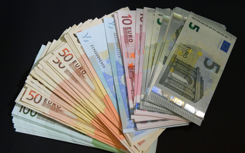 اسعار اليورو اليوم الخميس 9 مايو 2024 في السوق السوداء والبنوك المصرية
