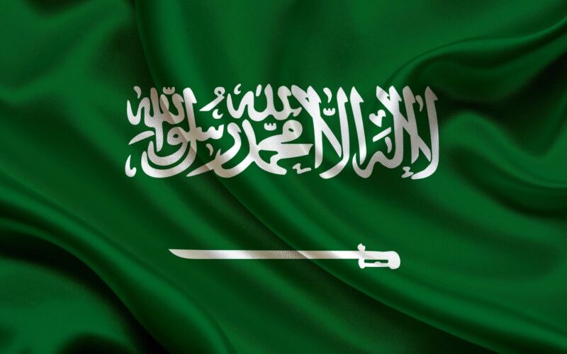 حقيقة تعليق الدراسة يوم عيد العمال في السعودية وجدول العطل الرسمية في السعودية 2024
