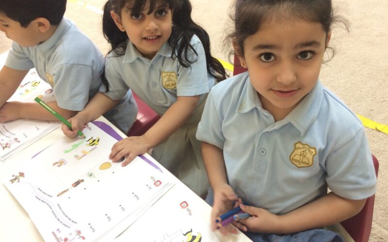 عااجل.. وزارة التربية والتعليم توضح رابط تقديم الصف الاول الابتدائي ورياض الاطفال 2024/2025 في جميع المدارس