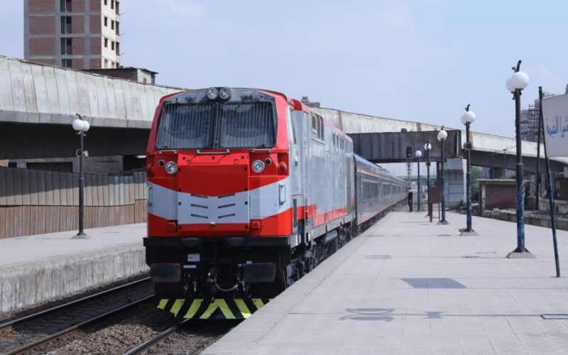 “لو مسافر” مواعيد قطارات الصعيد اليوم الأحد 23 يونيو 2024 على خط (القاهرة – أسوان)