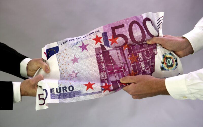 “لحظة بلحظة” سعر اليورو اليوم الثلاثاء الموافق 25/6/2024 في السوق السوداء والبنوك