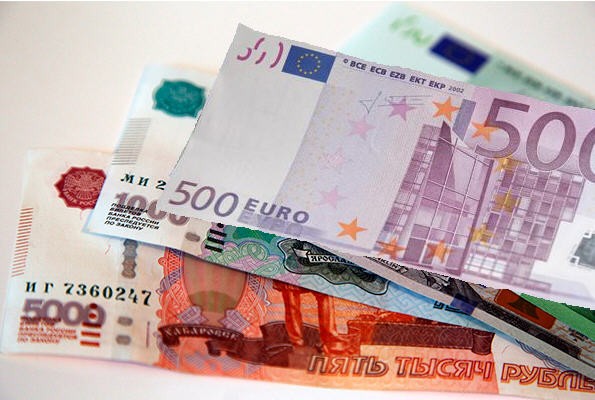“وصل لـكام” سعر اليورو اليوم في السوق السوداء وجميع البنوك المركزية الاثنين الموافق 1 يوليو 2024